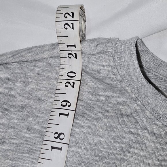 Barbie Grey Sweatshirt size Women L - Picture 7 of 10